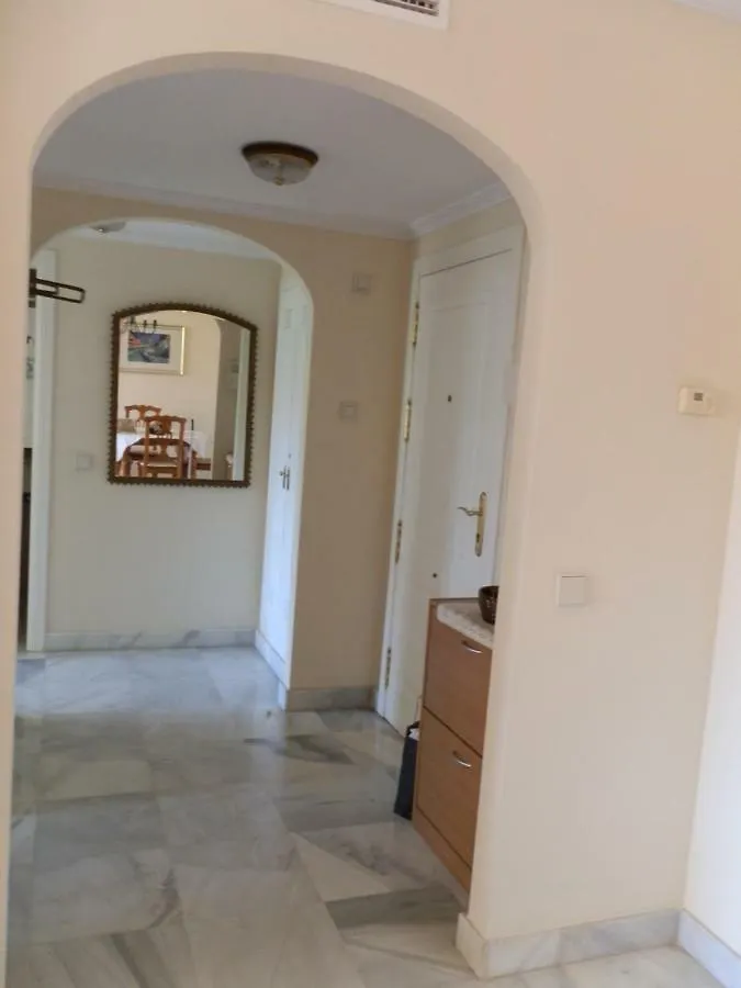 Marbella Nagueles 아파트